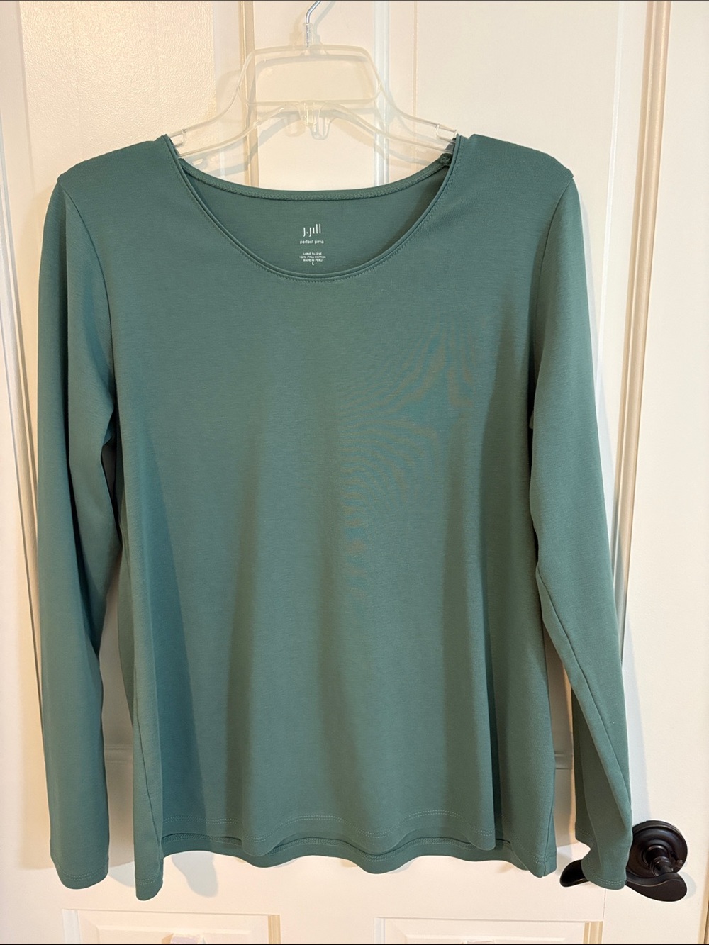 J. Jill NWOT Size L Long Sleeve Scoop Neck Perfect Pima Top in Sage Green